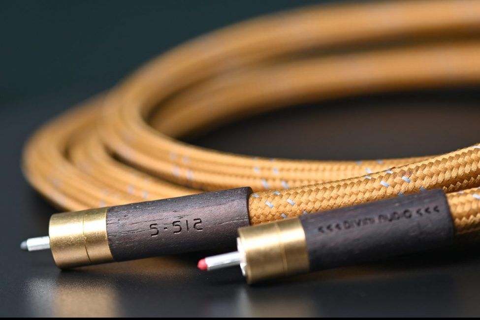 Divini Audio S-S12 RCA (1.0 м)