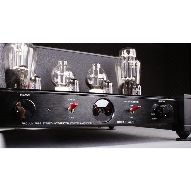  Ultimate Audio MC – 845 AASE