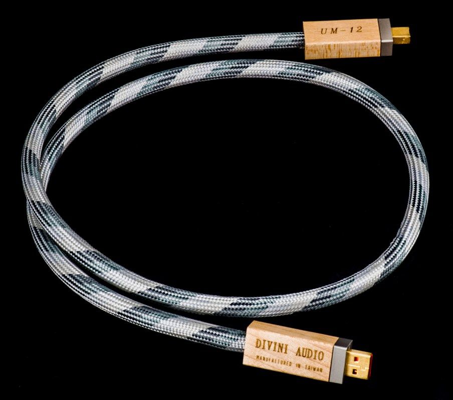 Divini Audio UM-12 (1.0 м)