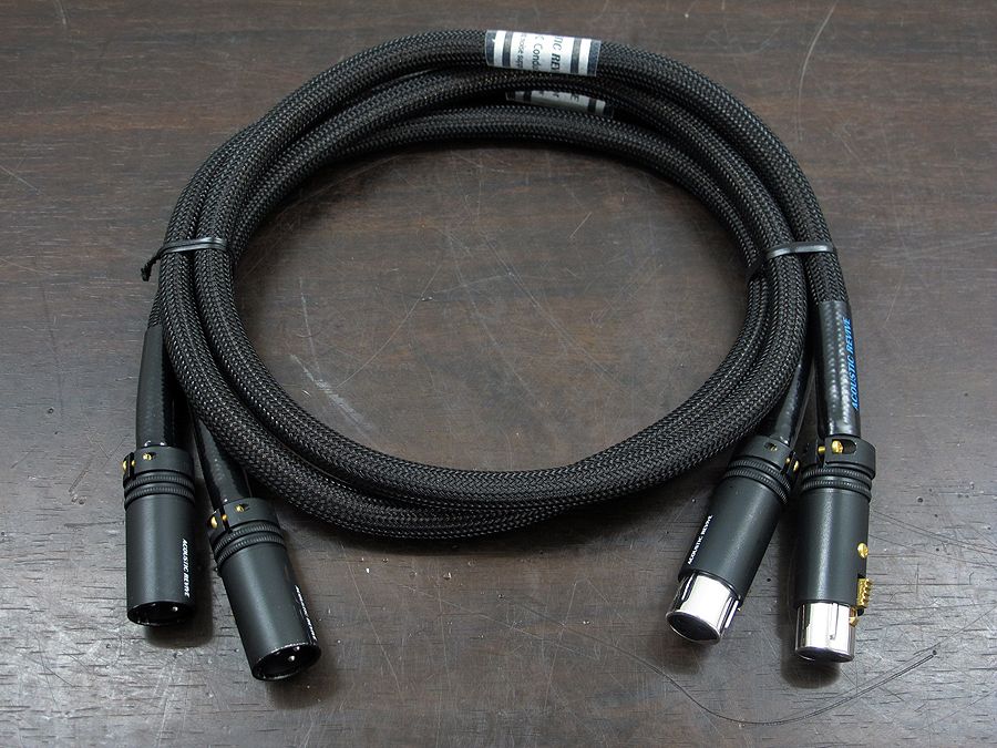 Acoustic Revive XLR-1.0 TripleC – FM