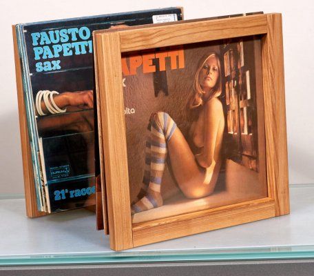 VOXmodule VINYL STAND 06 VOXmodule VINYL STAND 06