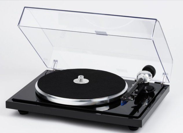 EAT B-Sharp + 9'' tonearm + dust cover