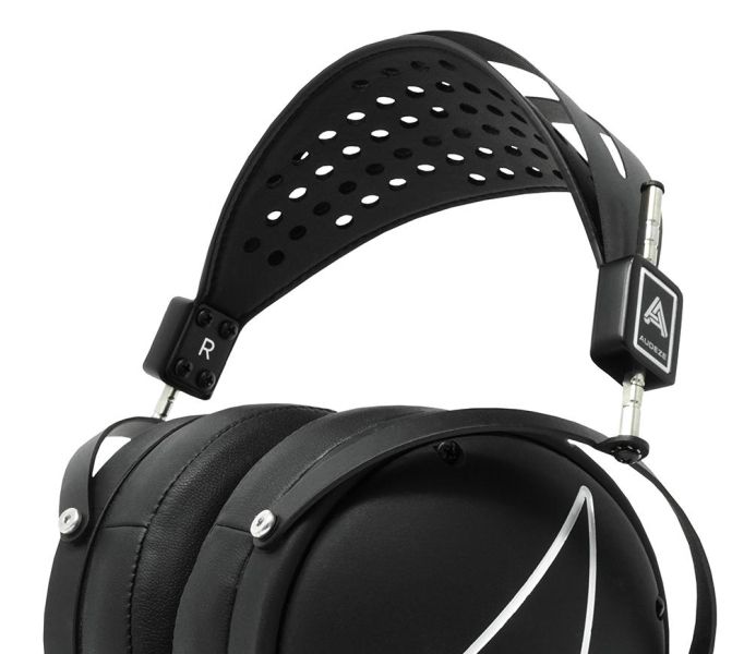 Audeze LCD2с Closed Audeze LCD2с Closed