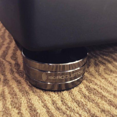 IsoAcoustics GAIA Titan Cronos IsoAcoustics GAIA Titan Cronos