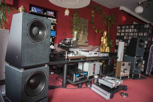 Ascendo Live 15 Industrial Design Ascendo Live 15 Industrial Design