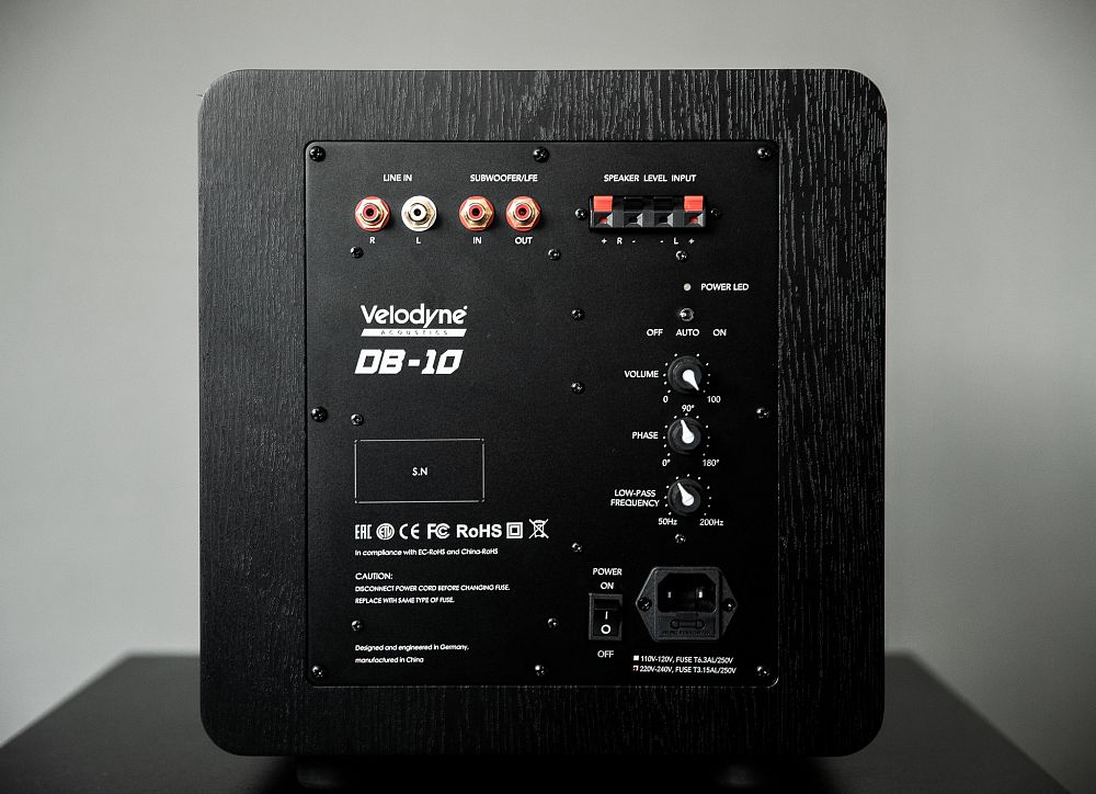 Velodyne DB-10 black Velodyne DB-10 black