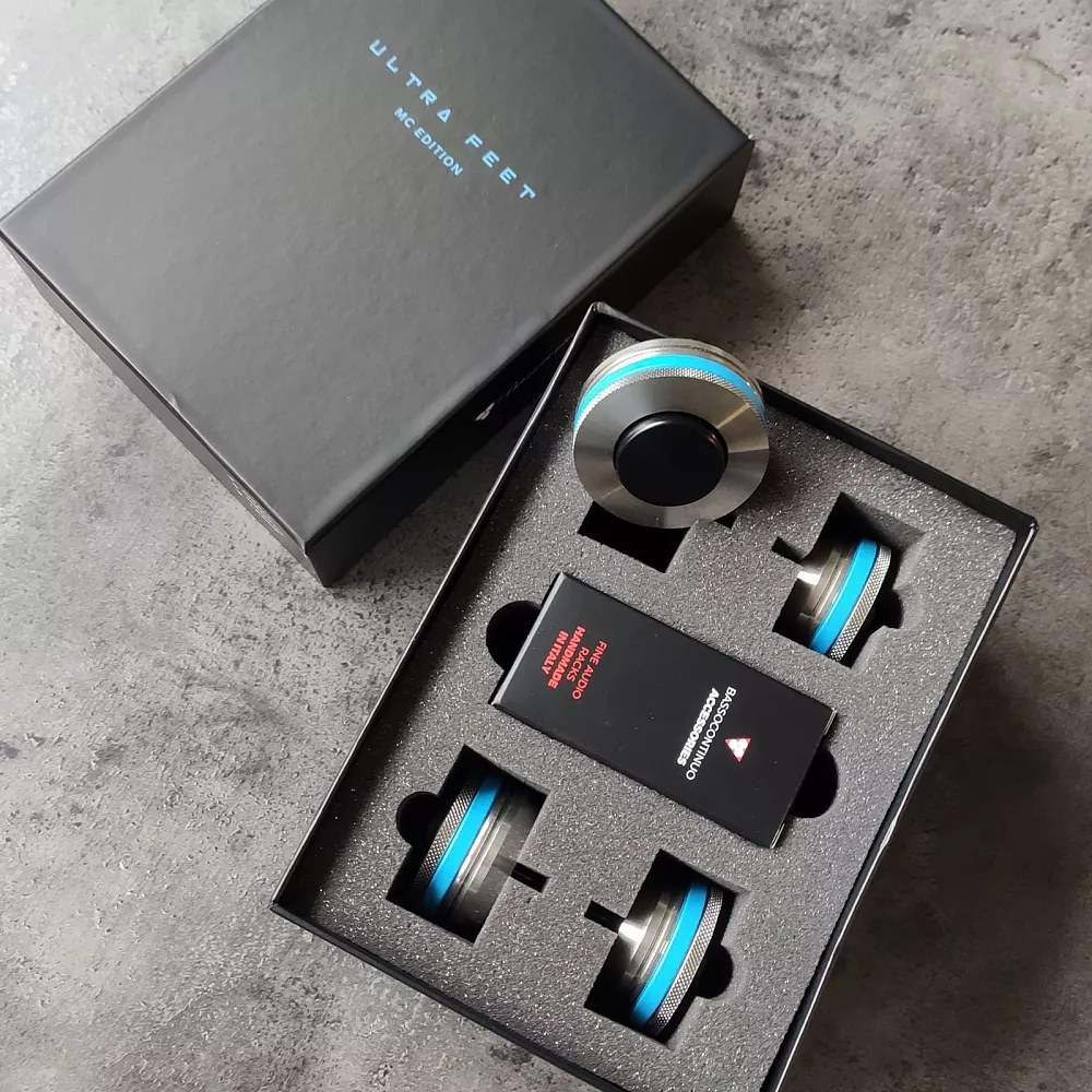 Bassocontinuo Ultrafeet MC Edition Medium Bassocontinuo Ultrafeet MC Edition Medium